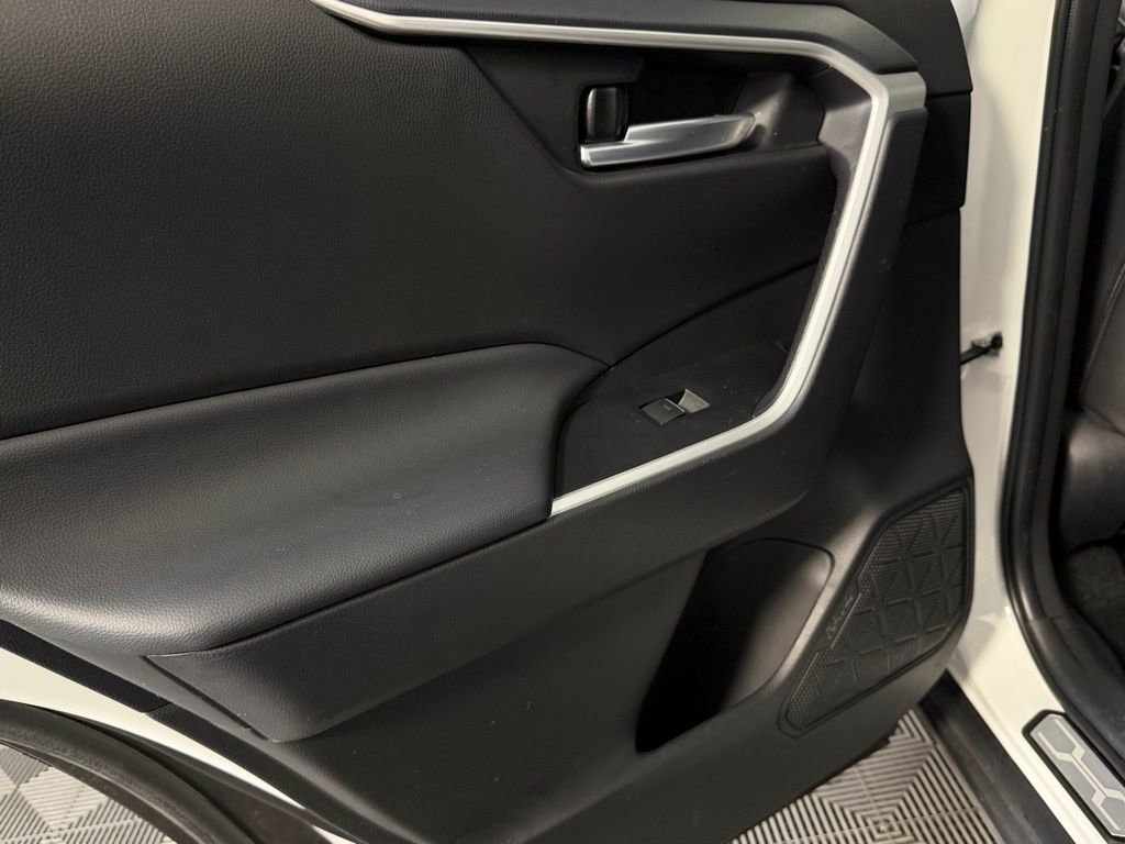 Used 2024 Toyota RAV4 XLE Premium image 24