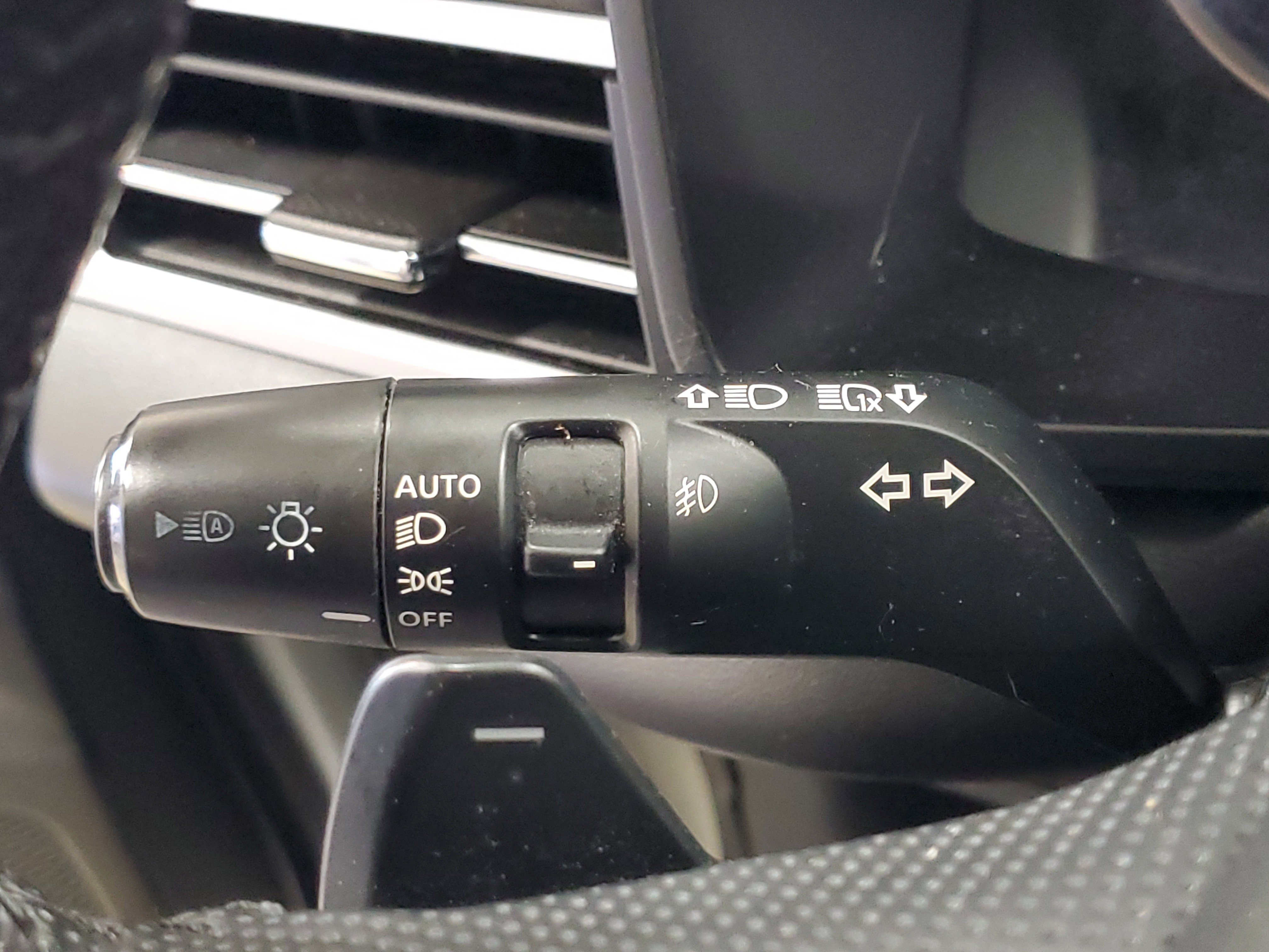 Used 2024 Mitsubishi Outlander SE AWD/4WD image 27