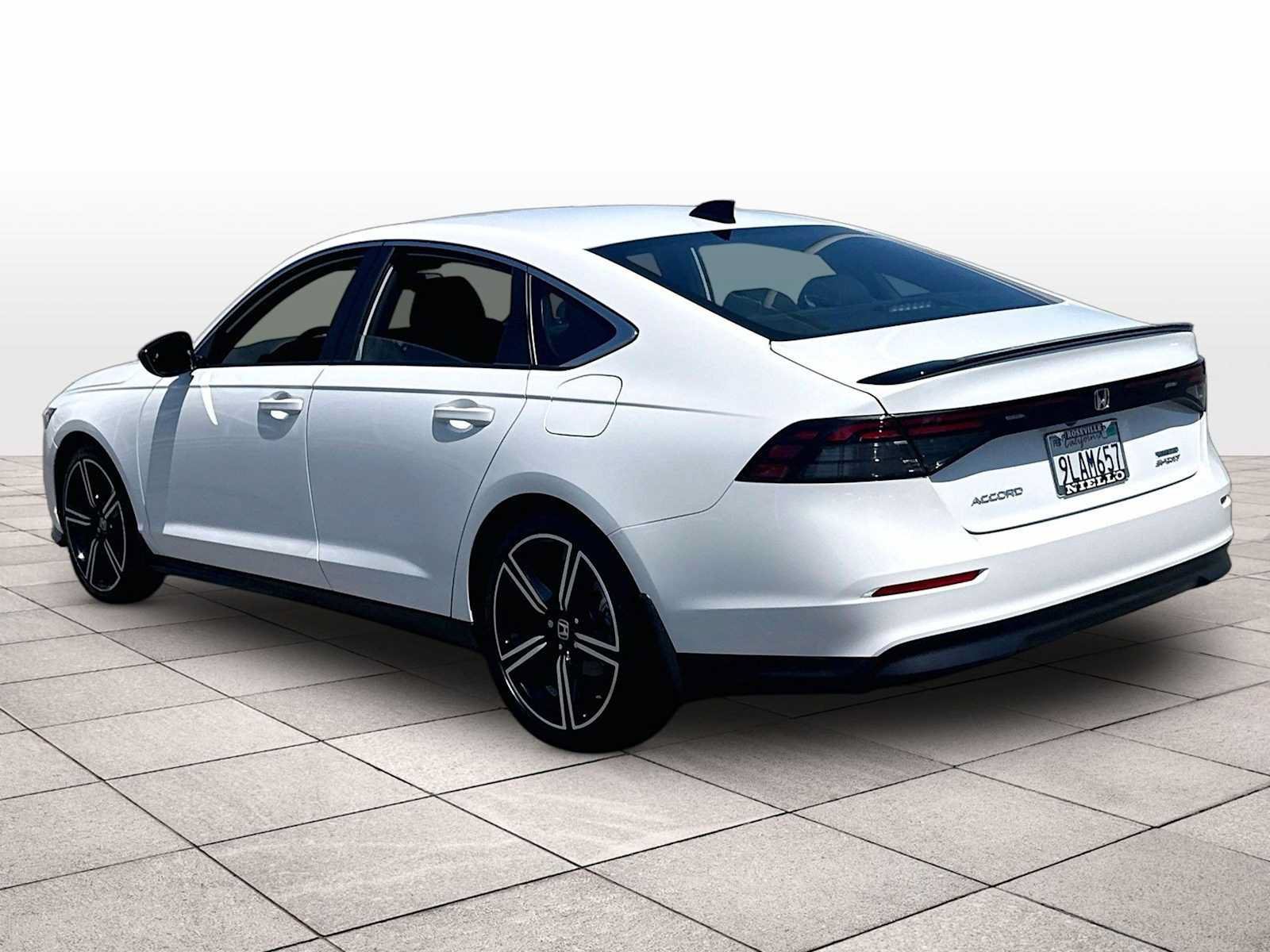 Used 2024 Honda Accord Sport image 13
