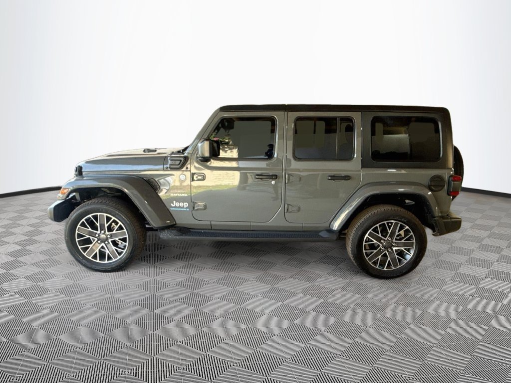 Certified 2023 Jeep Wrangler Unlimited Sahara w/ Cold Weather Group AWD/4WD image 9