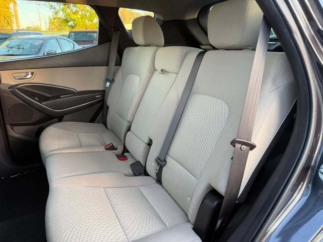 Used 2018 Hyundai Santa Fe Sport FWD image 17