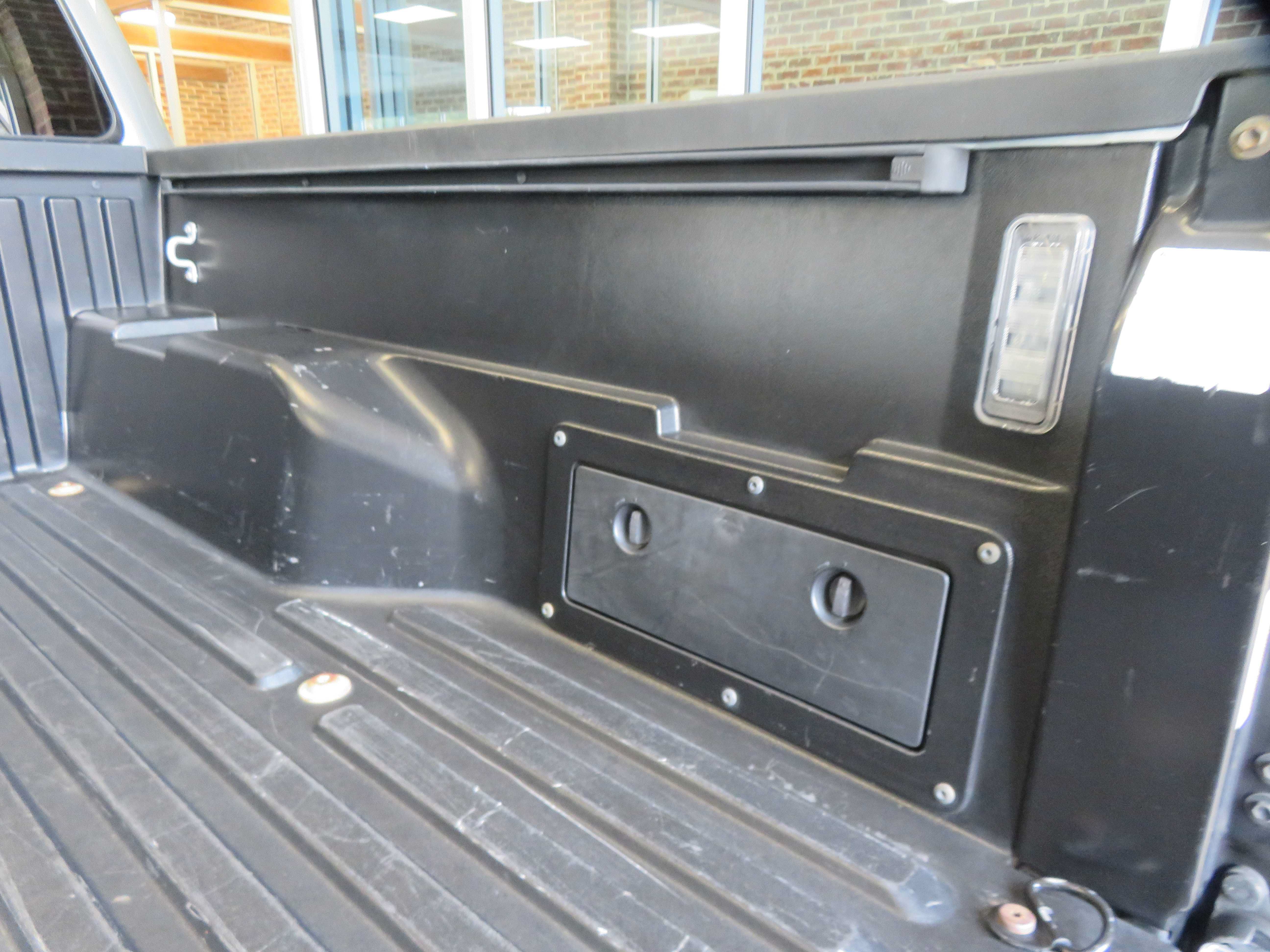 Used 2022 Toyota Tacoma SR5 RWD image 46