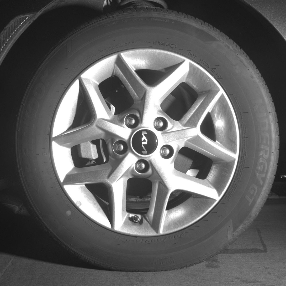 Used 2025 Kia Soul LX image 12