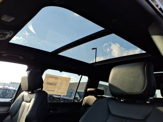 New 2026 Jeep Grand Wagoneer L Limited image 15