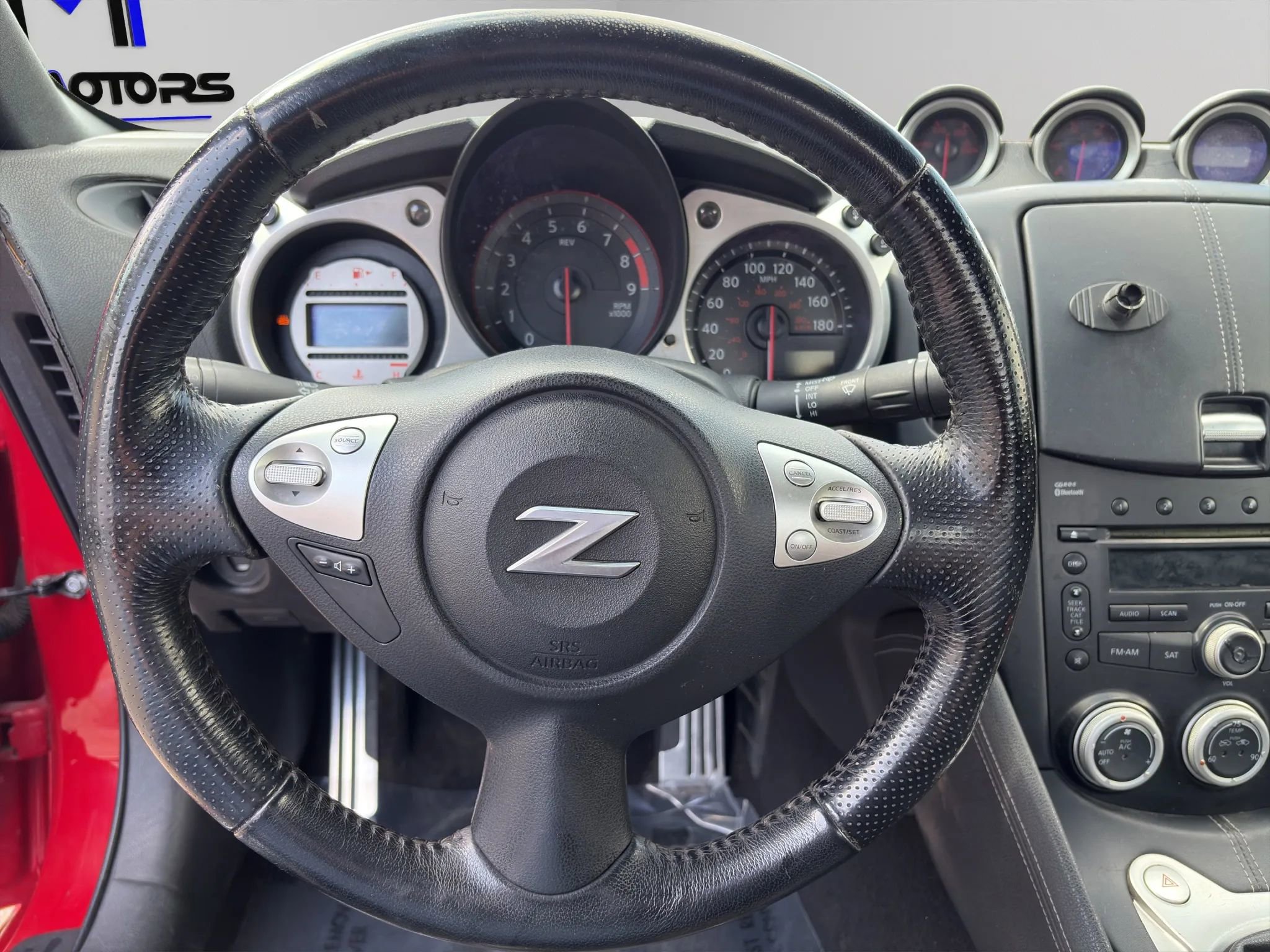 Used 2009 Nissan 370Z Touring image 9