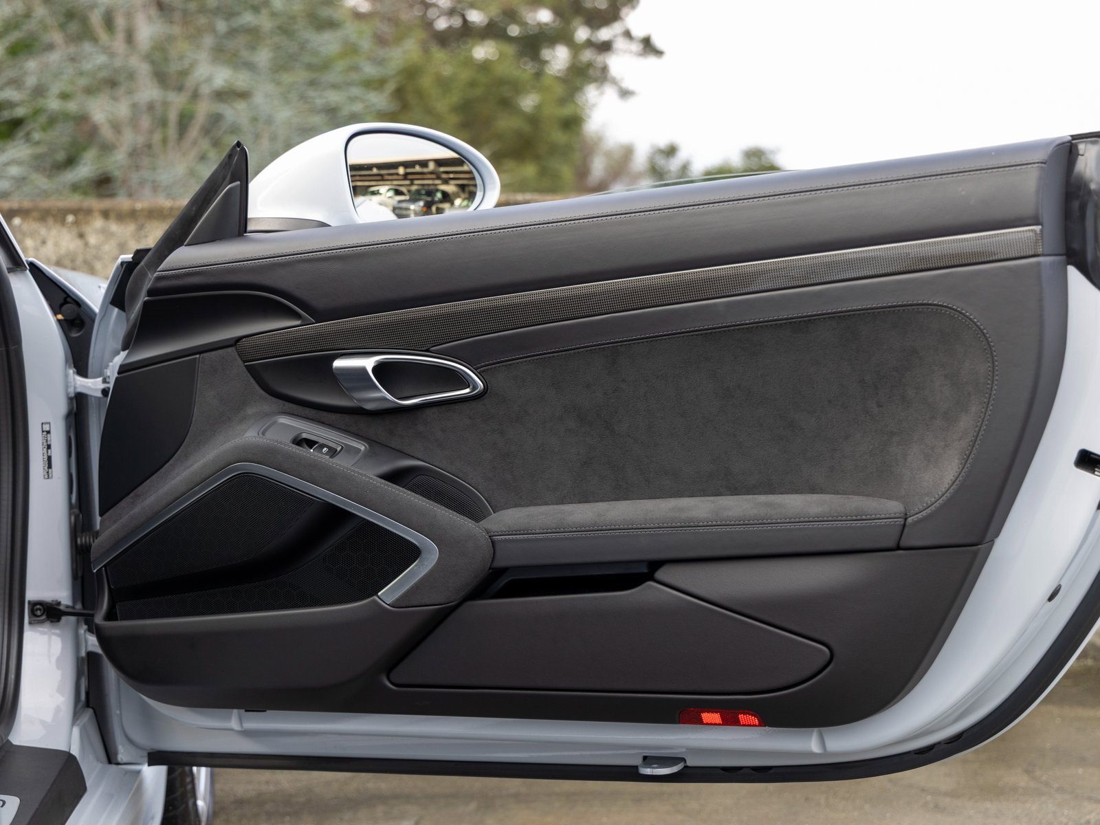 Certified 2024 Porsche 718 Cayman GT4 image 42