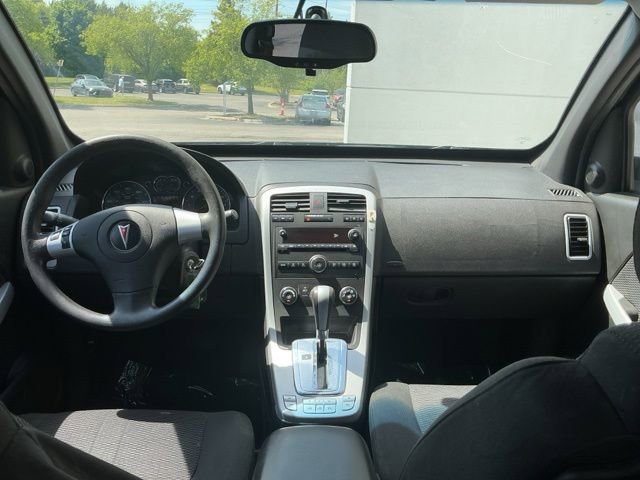 Used 2008 Pontiac Torrent 2WD image 15