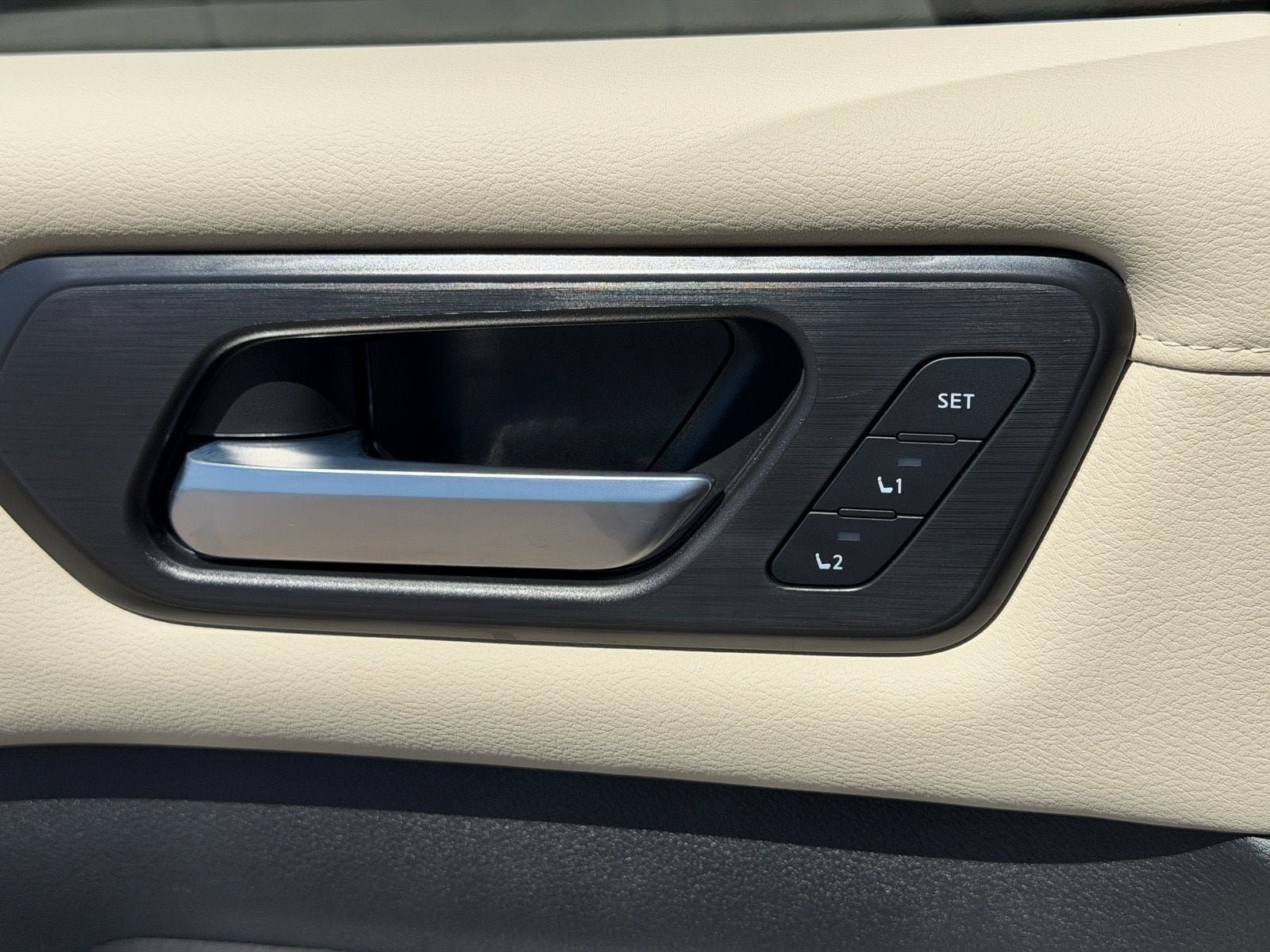 New 2026 Nissan Armada Platinum Reserve AWD/4WD image 17