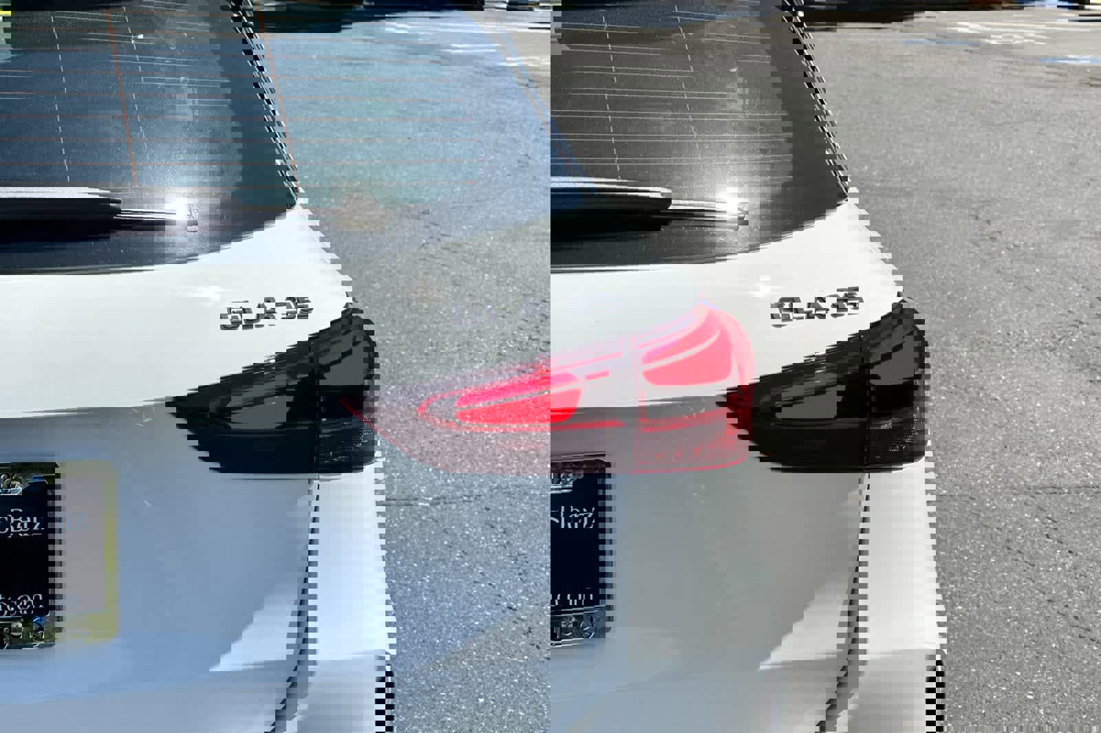 New 2025 Mercedes-Benz GLA 35 AMG 4MATIC image 22