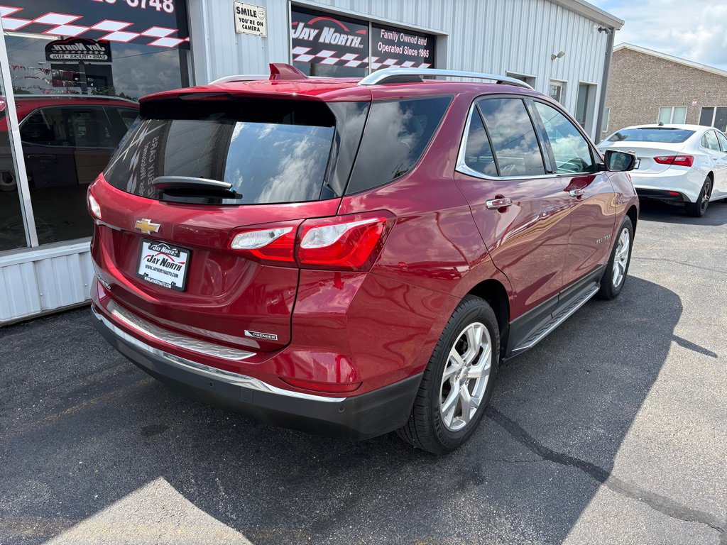 Used 2018 Chevrolet Equinox Premier FWD image 3