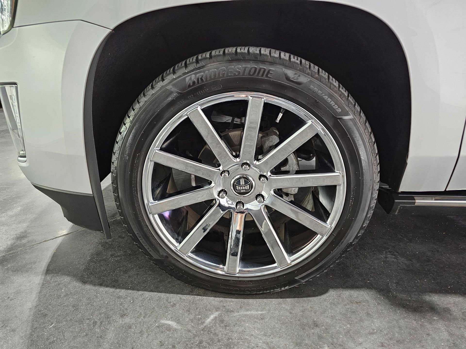 Used 2016 Cadillac Escalade ESV Platinum AWD/4WD image 53