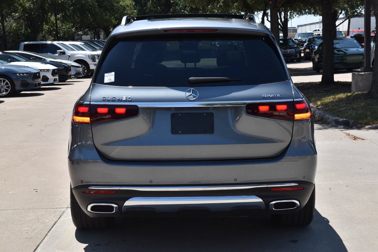 Used 2024 Mercedes-Benz GLS 450 4MATIC image 9