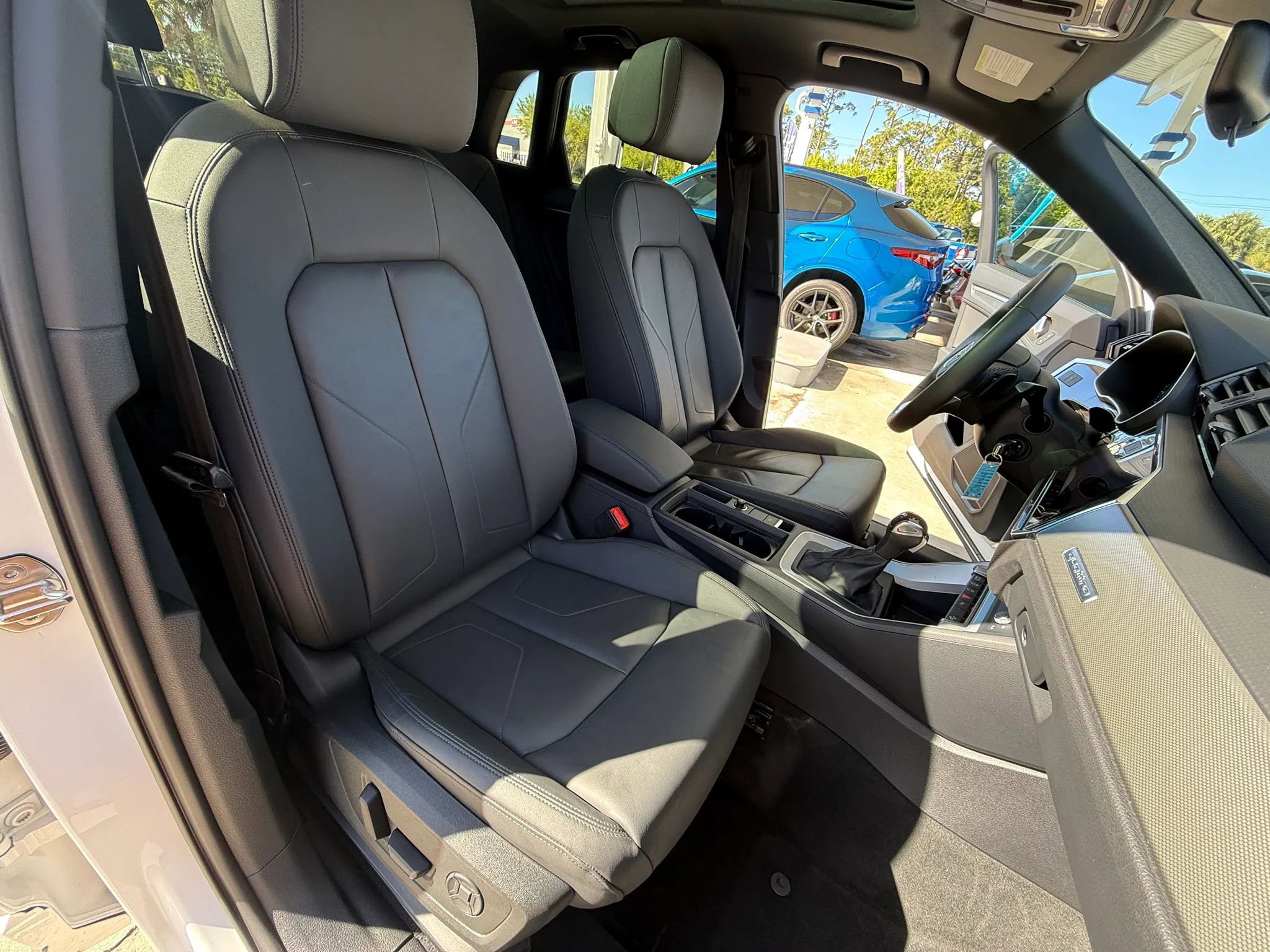 Used 2025 Audi Q3 2.0T Premium image 16