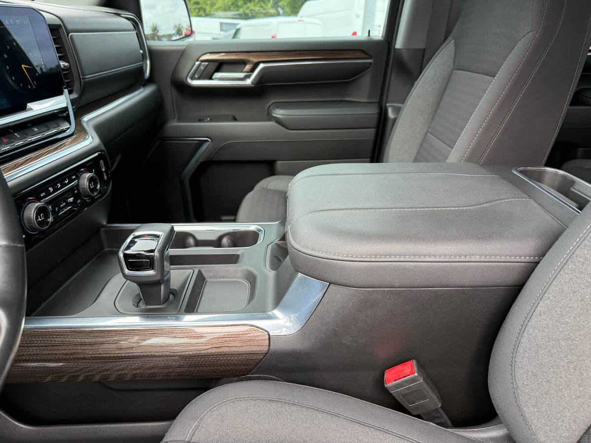 Used 2023 Chevrolet Silverado 1500 RST RWD image 20