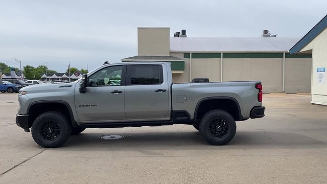 New 2026 Chevrolet Silverado 2500 ZR2 w/ LPO, Dark Essentials Package AWD/4WD image 5