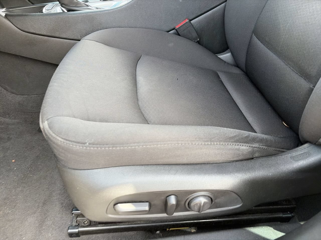 Used 2021 Chevrolet Malibu LT FWD image 19
