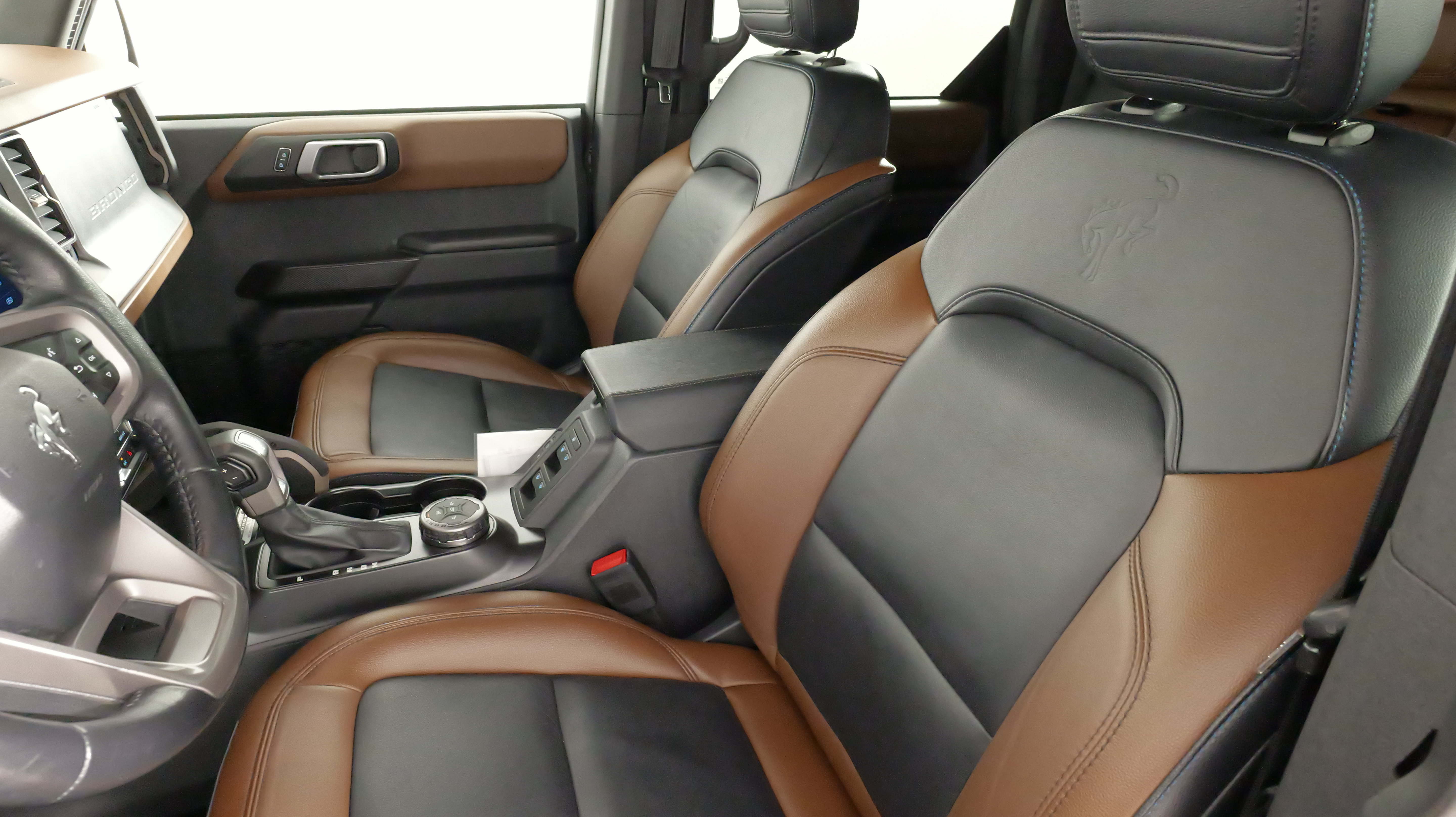 Used 2024 Ford Bronco Outer Banks AWD/4WD image 29