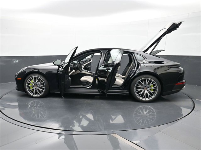 New 2026 Porsche Panamera 4 image 32