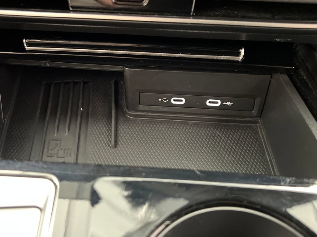 Used 2025 Volkswagen Atlas SE FWD image 57