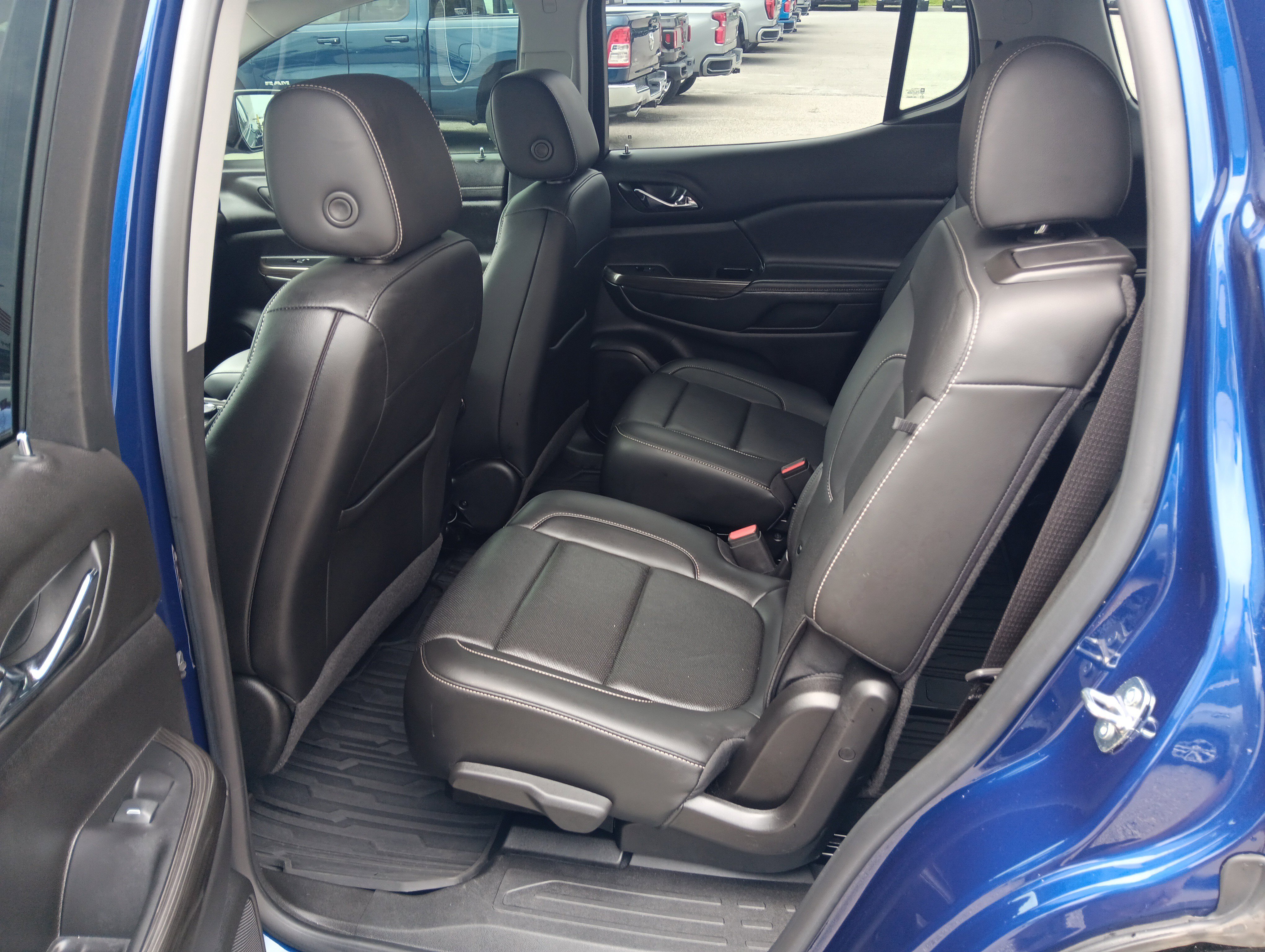 Used 2018 GMC Terrain SLT w/ Preferred Package FWD image 16