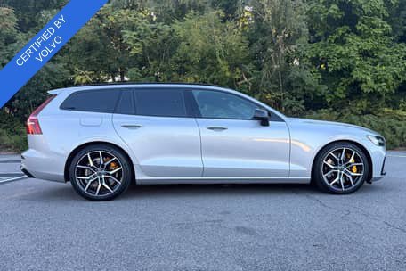 Used 2025 Volvo V60 T8 Polestar AWD/4WD image 2