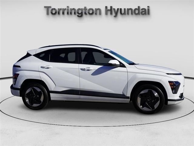 Used 2025 Hyundai Kona SEL image 8