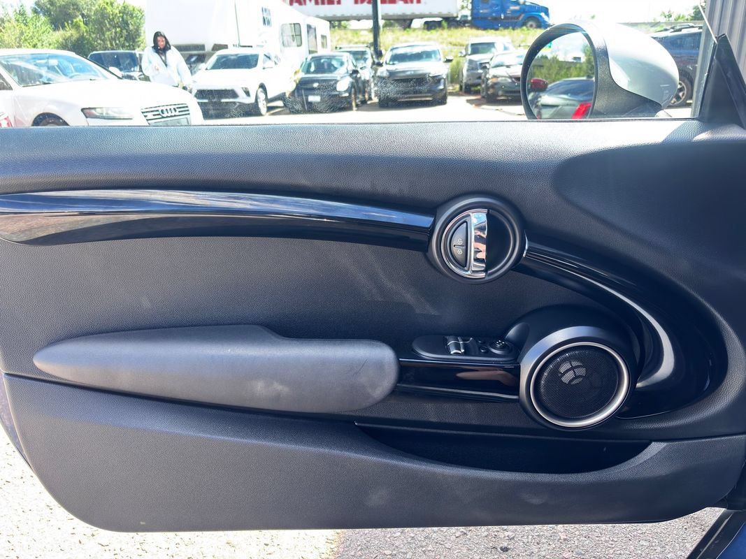 Used 2015 MINI Cooper S FWD image 27