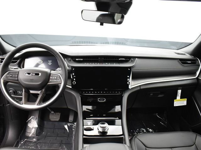 New 2026 Jeep Grand Cherokee L Limited AWD/4WD image 9