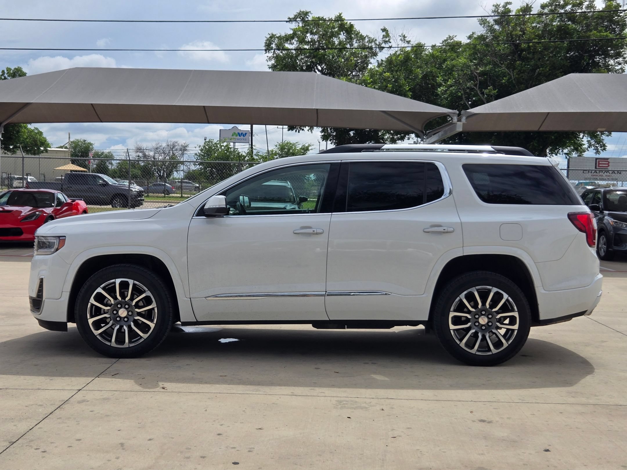 Certified 2020 GMC Acadia Denali w/ Trailering Package AWD/4WD image 4