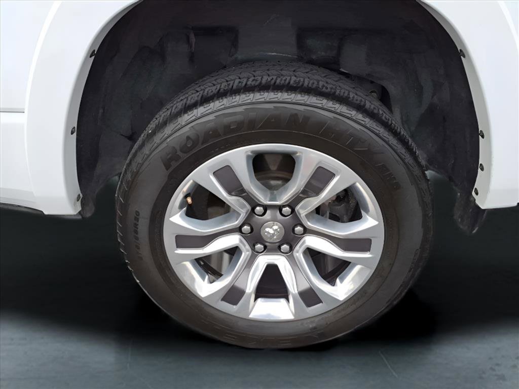 Used 2024 RAM 1500 Limited w/ Body Color Bumper Group image 7