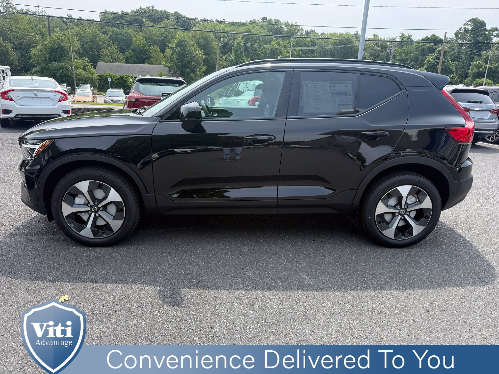 New 2026 Volvo XC40 B5 Plus w/ Protection Package Premier AWD/4WD image 5