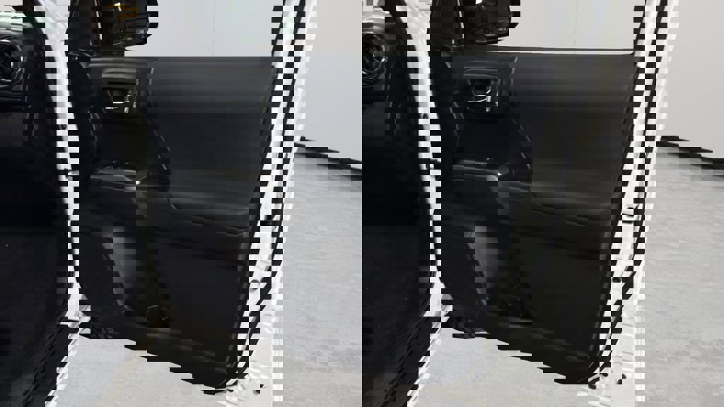 Used 2017 Toyota Tacoma TRD Sport w/ Tow Package image 49