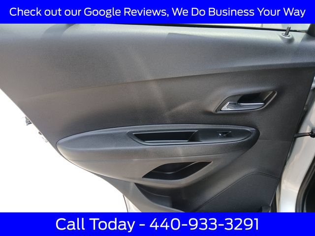 Used 2019 Chevrolet Trax LT w/ Driver Confidence Package FWD image 29