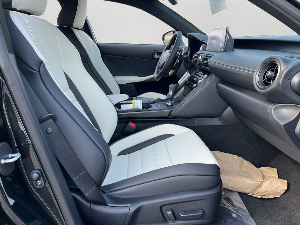 New 2025 Lexus IS 350 F Sport image 5