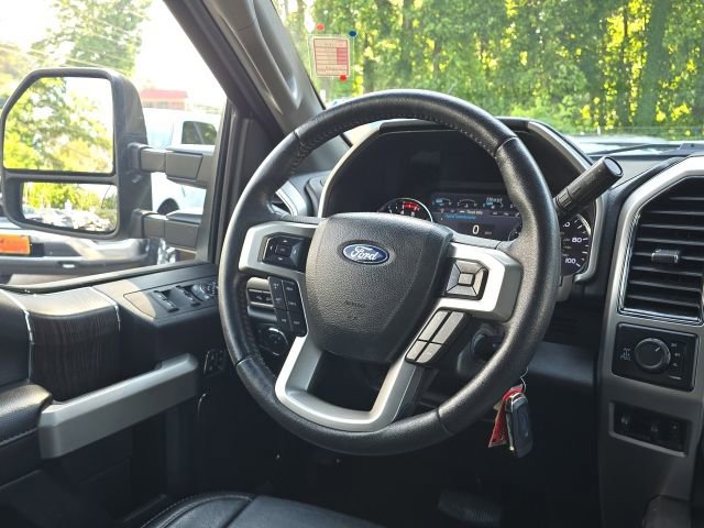 Used 2020 Ford F250 Lariat w/ Lariat Value Package AWD/4WD image 26