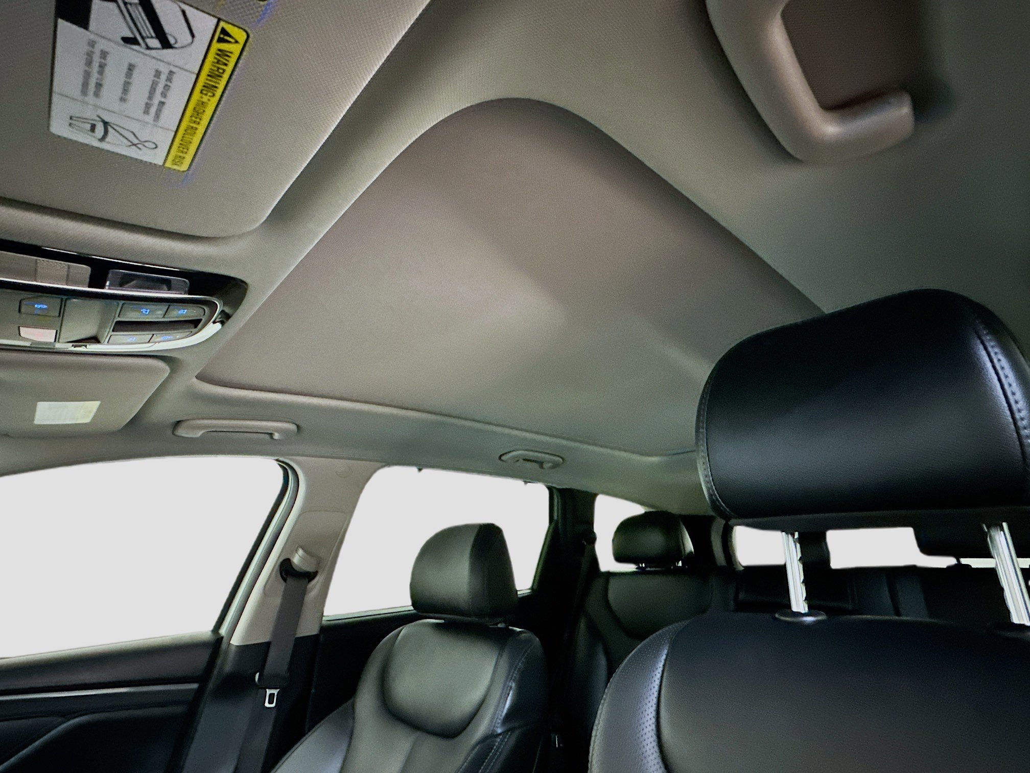 Used 2023 Hyundai Santa Fe SEL Premium image 27