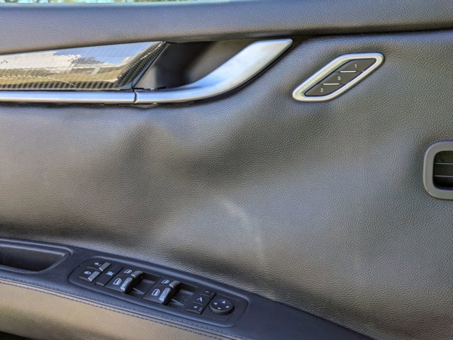 Used 2015 Maserati Ghibli S Q4 AWD/4WD image 2