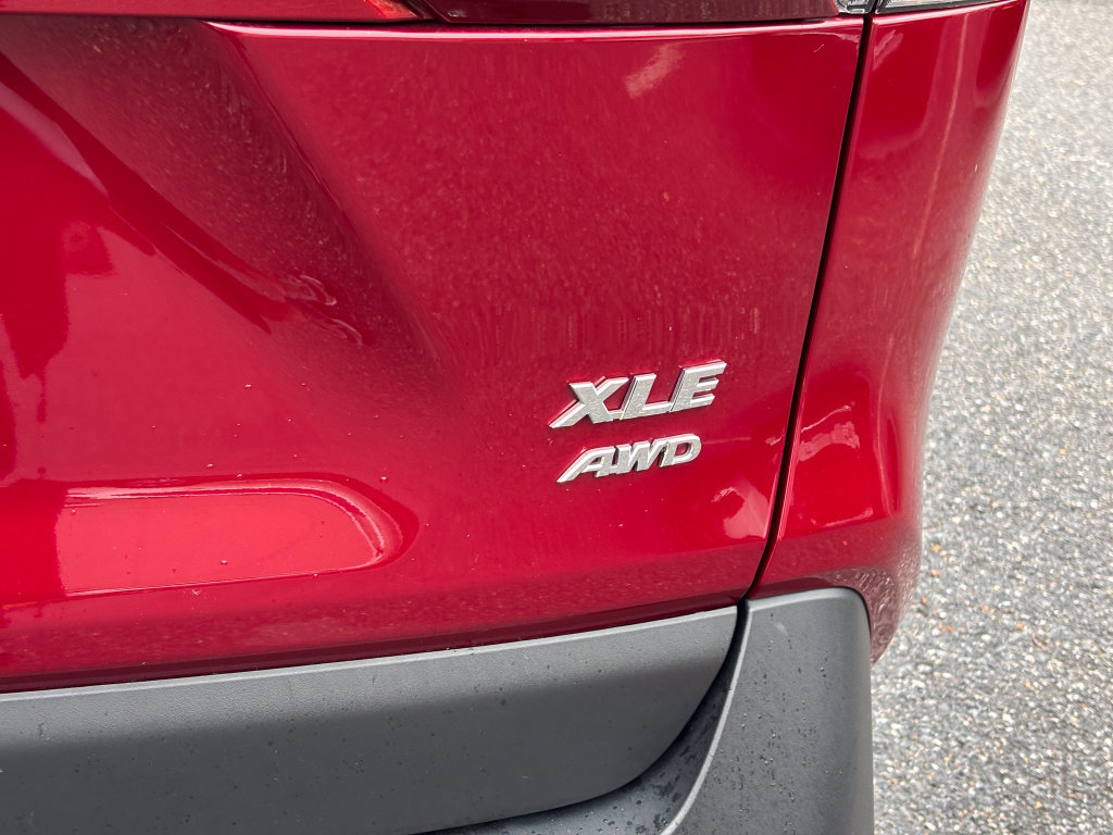 Certified 2025 Toyota RAV4 XLE AWD/4WD image 14