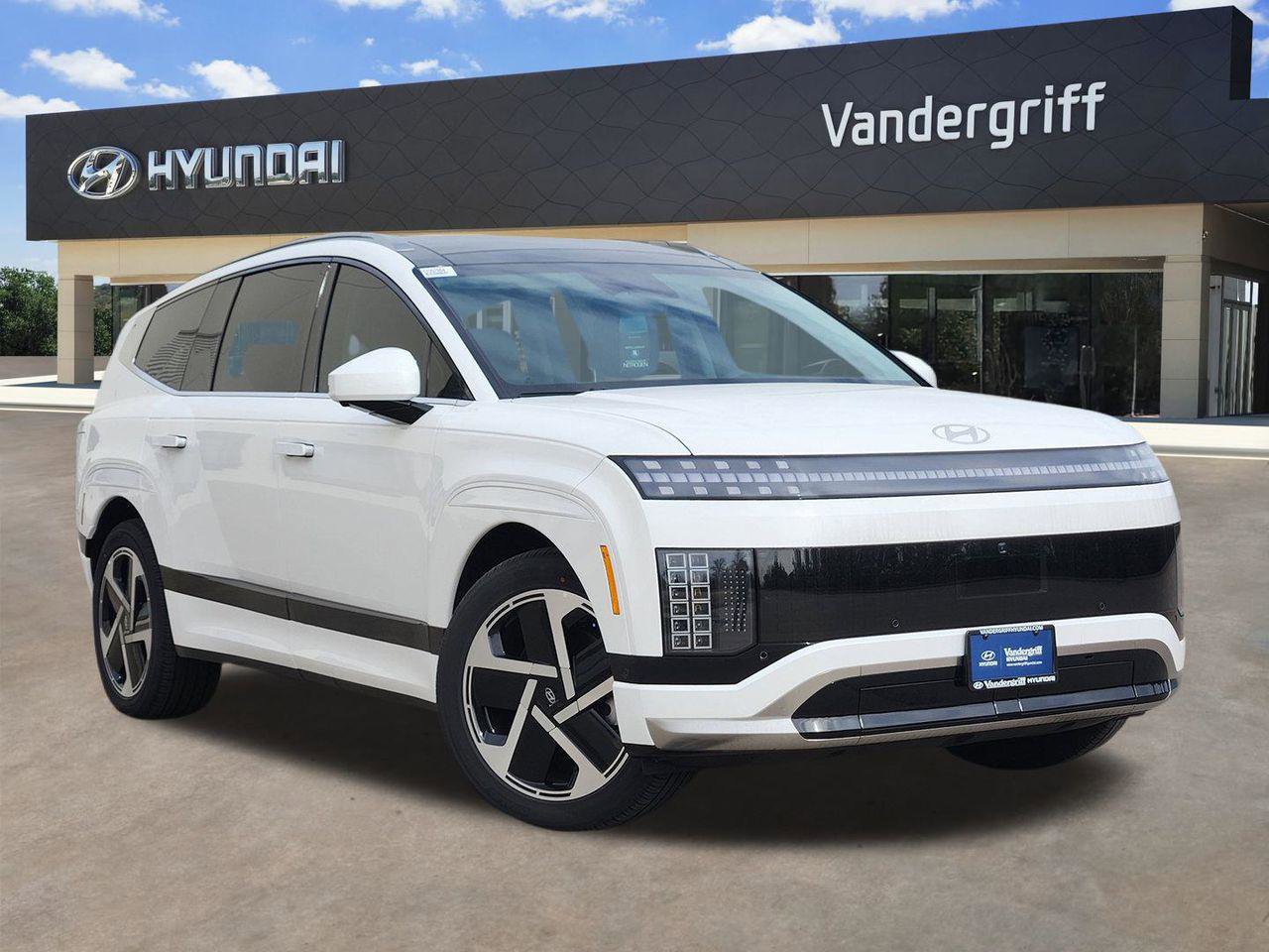 New 2026 Hyundai Ioniq 9 Calligraphy image 1