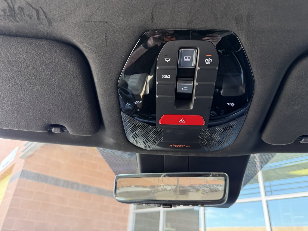 Used 2025 Kia EV9 GT-Line AWD/4WD image 28
