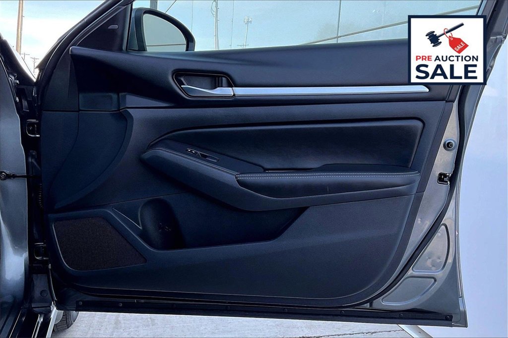 Used 2022 Nissan Altima 2.5 SV image 24