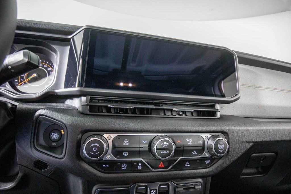 Used 2024 Jeep Wrangler Willys image 25