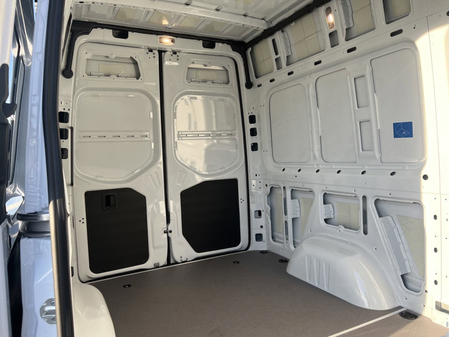 New 2025 Mercedes-Benz Sprinter 2500 image 12