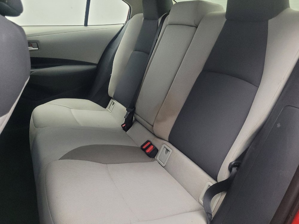 Used 2021 Toyota Corolla LE image 18