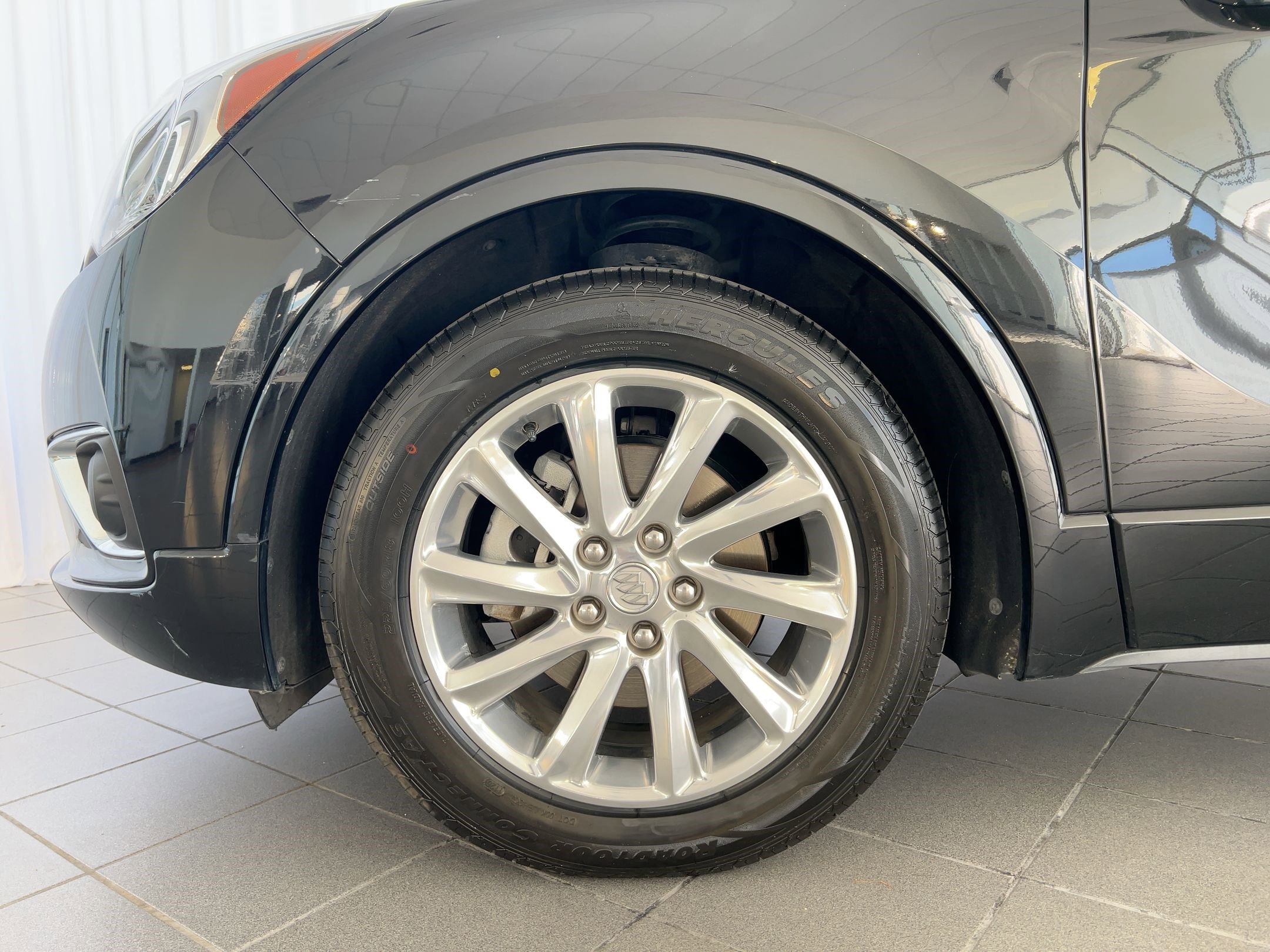 Used 2020 Buick Envision Essence w/ LPO, Cargo Package image 12