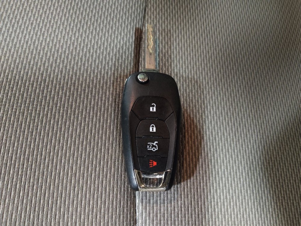 Used 2017 Chevrolet Cruze LS FWD image 32