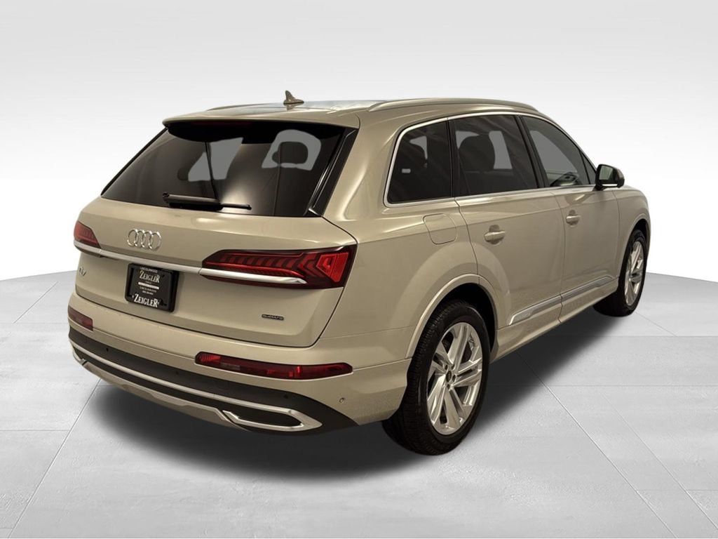 Used 2024 Audi Q7 3.0T Premium Plus AWD/4WD image 8