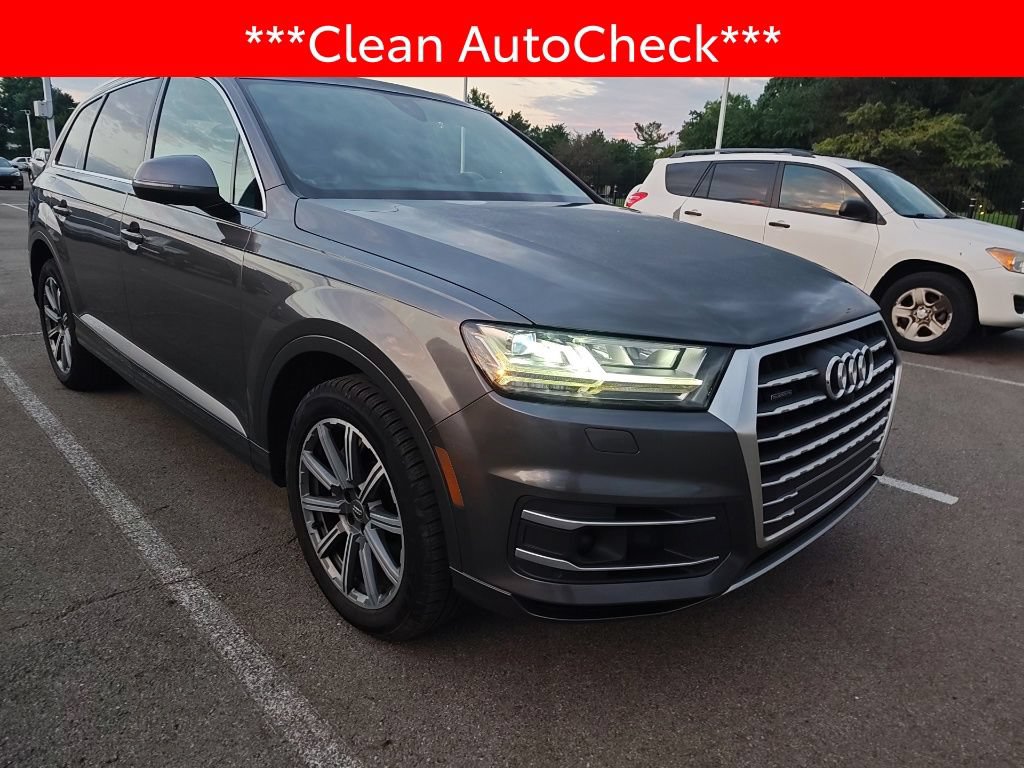 Used 2018 Audi Q7 3.0T Prestige AWD/4WD image 3