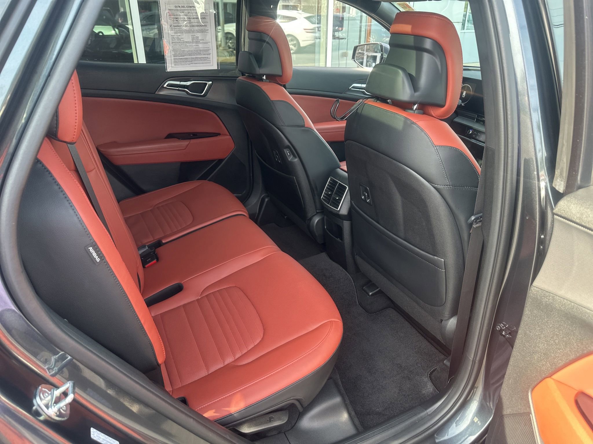 Used 2025 Kia Sportage SX FWD image 12