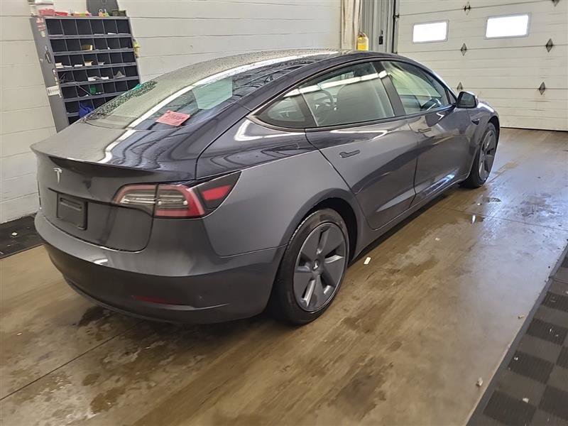 Used 2022 Tesla Model 3 Long Range image 2